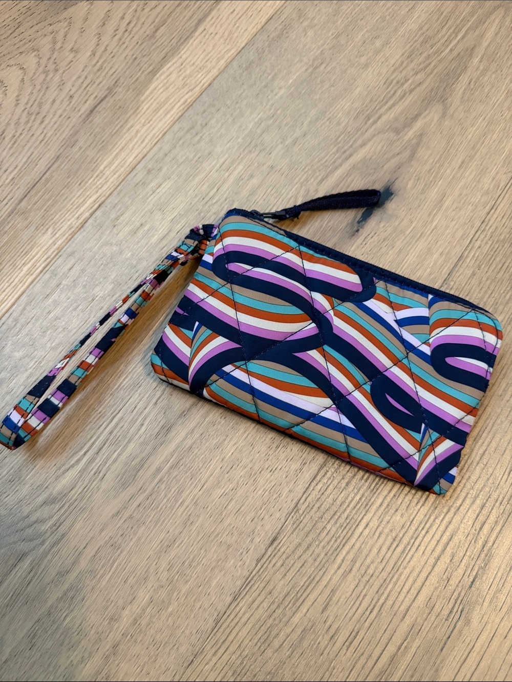 Vera Bradley Ultralight Realy Wristlet